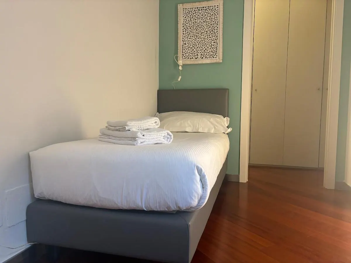 Super Apt In Santa Croce District Florence Apartment