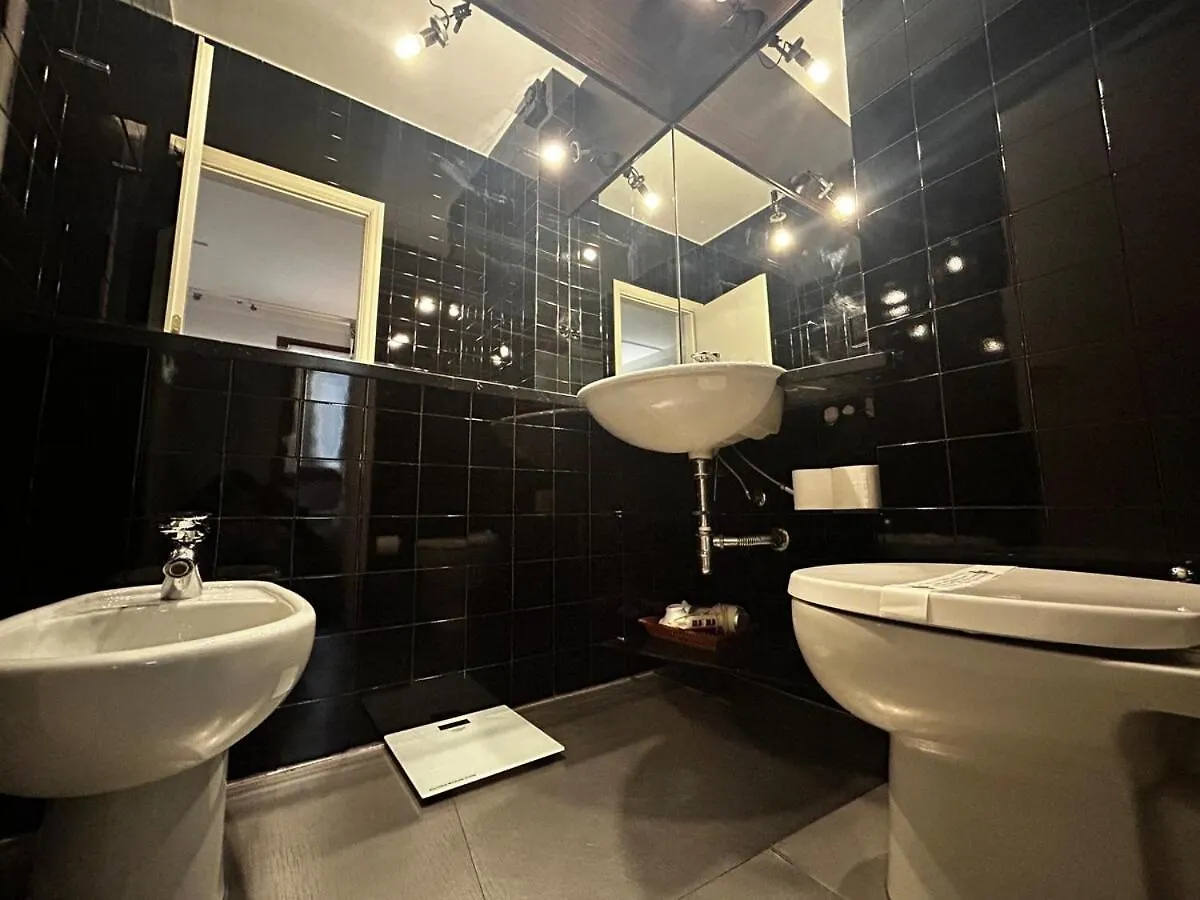 Super Apt In Santa Croce District Florence Apartment